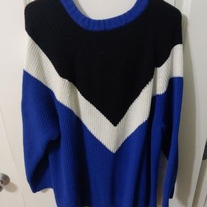 Slightly oversized patterned sweater